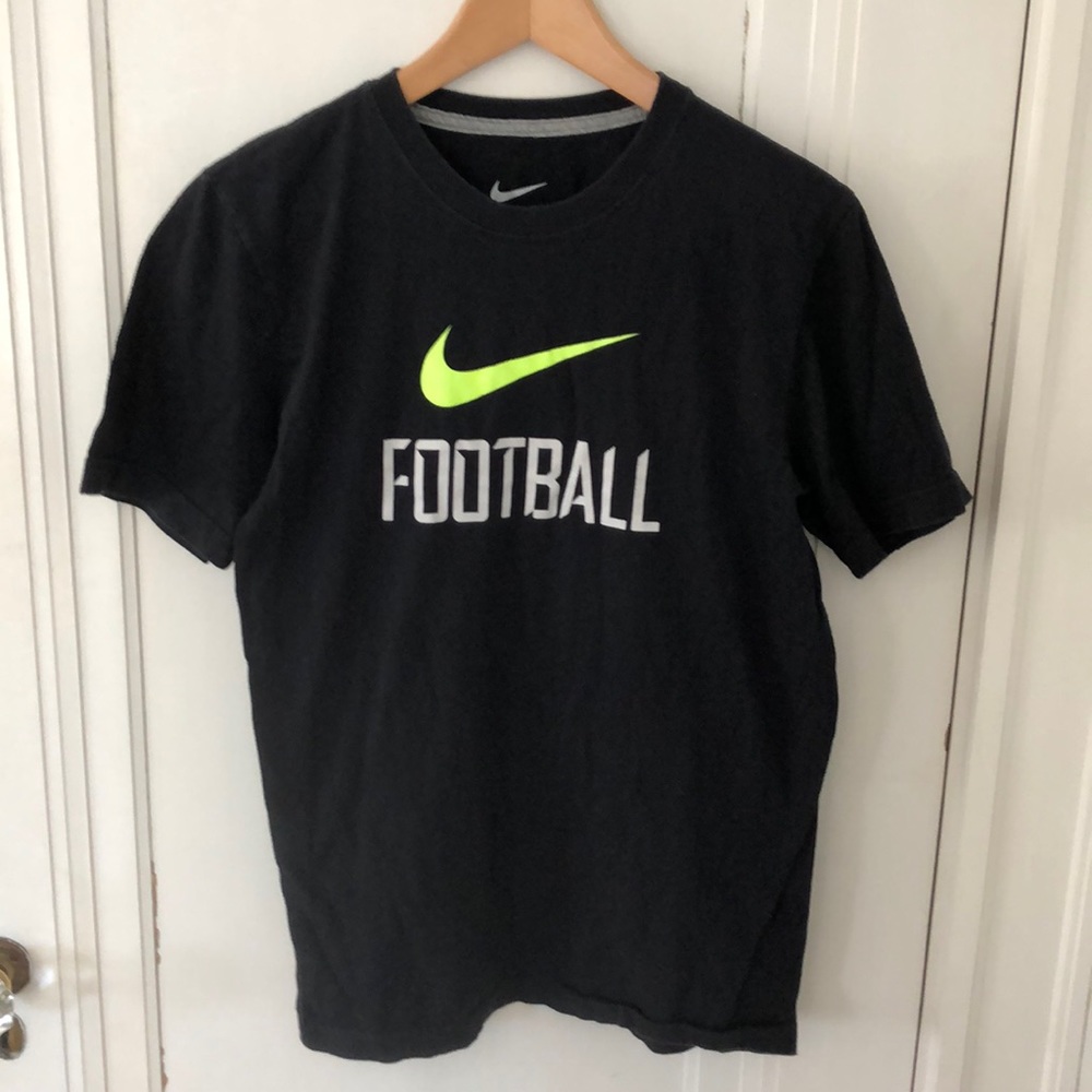 Nike Football T-Shirt Boys Small
